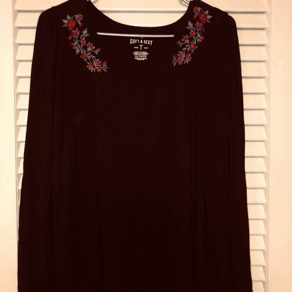 black rose long sleeved soft and sexy tee
